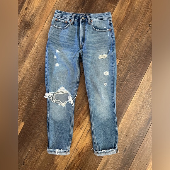 Abercrombie crop destroy denim - Picture 1 of 3